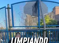 Fascistas entran en Getxo y sus vecinos no se quedan callados