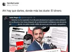 A la derecha le duele cuando le tocan el bolsillo