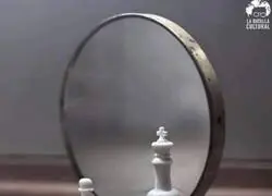 Nos creemos m&aacute;s de lo que somos