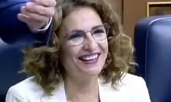 El pol&eacute;mico comportamiento de Mar&iacute;a Jes&uacute;s Montero en su asiento del Congreso