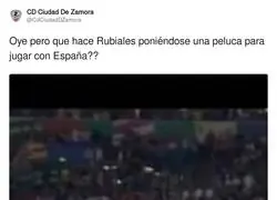 Rubiales est&aacute; de infiltrado en la Eurocopa