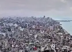 Nunca ha habido una guerra en la historia en la que el 80% del pa&iacute;s haya sido destruido, el 100% de la poblaci&oacute;n desplazada y el 50% de las muertes sean de ni&ntilde;os.

Ll&aacute;menlo como lo que es: GENOCIDIO.