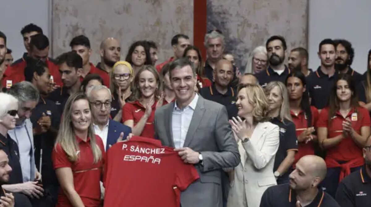 El momento de los atletas paralímpicos con Pedro Sánchez que no interesa difundir