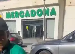 Cuidado, muchos jovenlandeses empiezan a tirarse encima de los coches para cobrar del seguro, a lo ruso