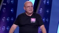 Maravilloso Manel homenajeando en Saber y Ganar a las 7.291 personas abandonadas y desatendidas hasta la muerte en residencias de Madrid