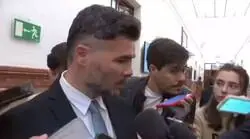 Vito Quiles pregunta sobre la libertad de los presos de ETA y a Gabriel Rufian se la pela