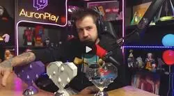 AURON explota y cuenta que pas&oacute; en su relaci&oacute;n con Gemita