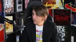 Juan Soto Ivars: &ldquo;No hay nadie con m&aacute;s muertos en el armario que los aliados feministas&rdquo;.