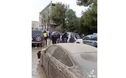 Esta es la realidad de Carlos Maz&oacute;n cuando va sin el Rey por las calles