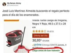 Jos&eacute; Luis Mart&iacute;nez Almeida sabe bien que regalar