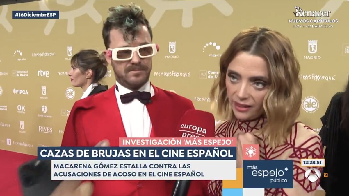 Macarena Gómez y Aldo Comas desatan la polémica en los Premios Forqué con sus declaraciones sobre las denuncias en redes sociales