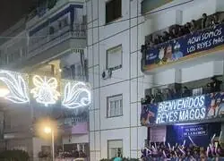 Est&aacute;n destruyendo la navidad, ah no que si son los de ultraderecha, no pasa nada.