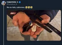 Un minuto de silencio por el micro ca&iacute;do de Vito Quiles