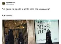 Curioso como otra gente si tiene libertad para ir tapado hasta arriba