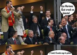 Enlace a Mariano celebrando el gol de España