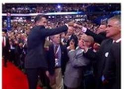 Enlace a Obama celebrando su reelección like a BRO