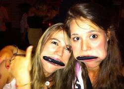 Enlace a No sé si querían demostrar su capacidad bucal o su retraso mental, pero han conseguido ambas