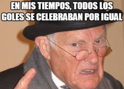 Enlace a Vivimos en los tiempos de Penaldo y Pessi