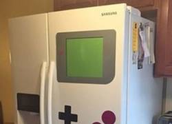 Enlace a Un friki solo debería refrigerar sus alimentos así