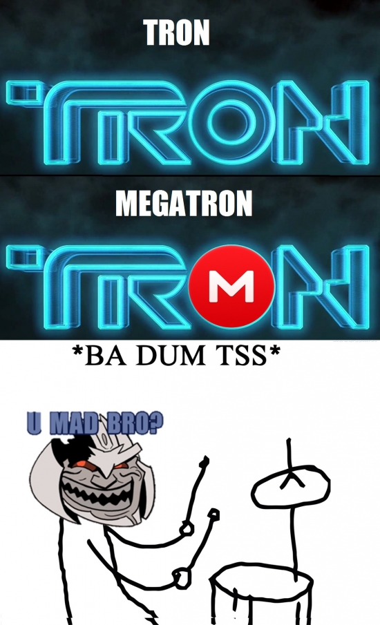 Trollface - Hasta Megatron se ríe del humor absurdo