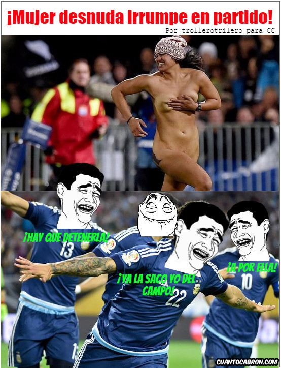 Yao - La reacción de los futbolistas al ver esta mujer espontánea desnuda en pleno partido