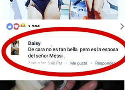Enlace a Critica a la mujer de Messi sin haberse visto nunca en el espejo