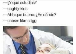 Enlace a Por esas grandes conversaciones en el dentista