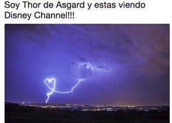 Enlace a Thor anunciando Disney Channel