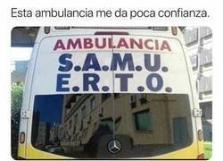 Enlace a Es mejor que no te lleve esta ambulancia