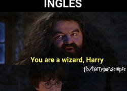 Enlace a La reacción de Harry Potter al descubrir que es un mago en diferentes idiomas