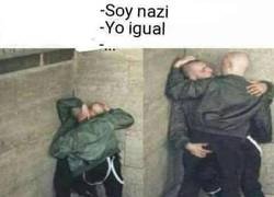 Enlace a Amores nazis