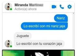 Enlace a Hay mensajes que duelen como un navajazo en el cuello