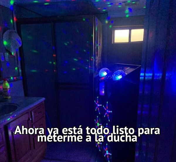 Meme_otros - Tardo más en preparar el baño que en ducharme