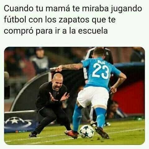 Meme_otros - A mi me amenazaron con hacerme unos zapatos de metal