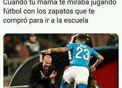 Enlace a A mi me amenazaron con hacerme unos zapatos de metal