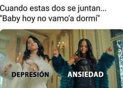 Enlace a Como estas dos se junten en la cama...