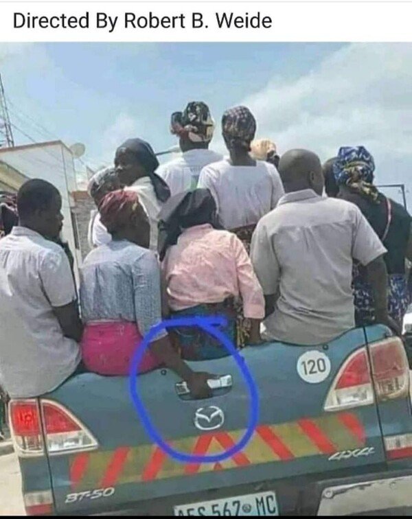 Otros - Esto no va a acabar nada bien