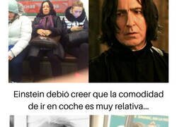 Enlace a Dobles de famosos vistos en el transporte público