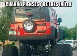 Enlace a Ella sigue ahí a pesar de su inutilidad