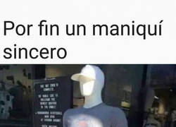 Enlace a Al fin realismo en las tiendas de ropa