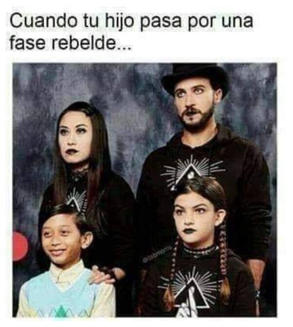 familia,góticos,hijo,rebelde