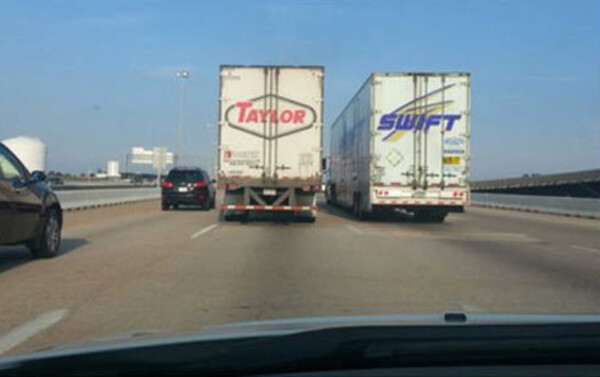 camiones,carretera,Taylor Swift
