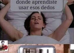 Enlace a Confieso que yo era de esos que siempre miraba si había alguna moneda