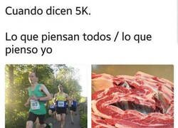 Enlace a Solo puedo pensar en comida