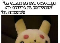 Enlace a Está tan confuso que se hirió a si mismo