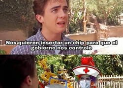 Enlace a Los negacionistas llegando al centro de salud