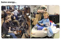 Enlace a Les hace ilusión que les corten el pelo ahí montados