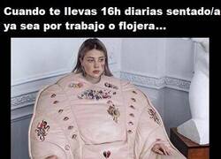 Enlace a Cuando ya te has fusionado directamente con tu sillón...