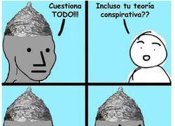 Enlace a Las contradicciones de los conspiranoicos