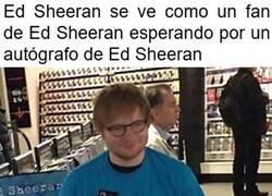 Enlace a Ed Sheeran siempre se ve tímido